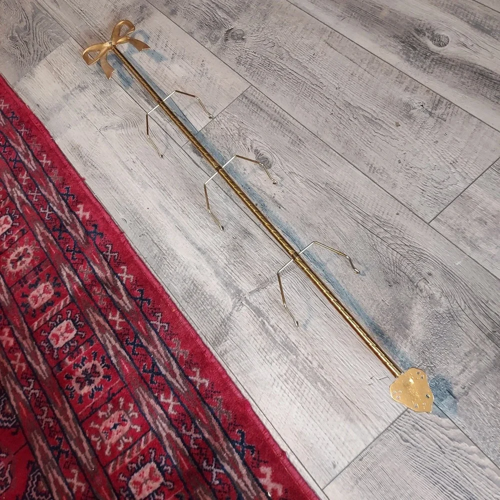 Vintage Brass Bow Wall Mounted Mug Jewelry Rack Gold Metal 43